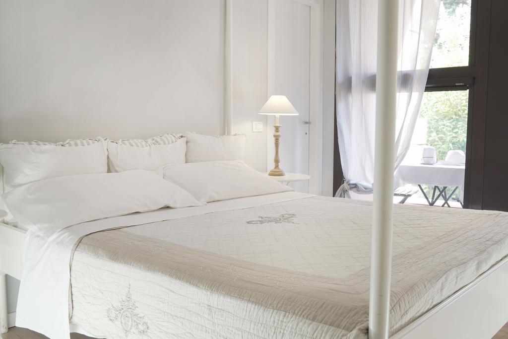Отель Bed In Bo Saragozza Болонья Экстерьер фото